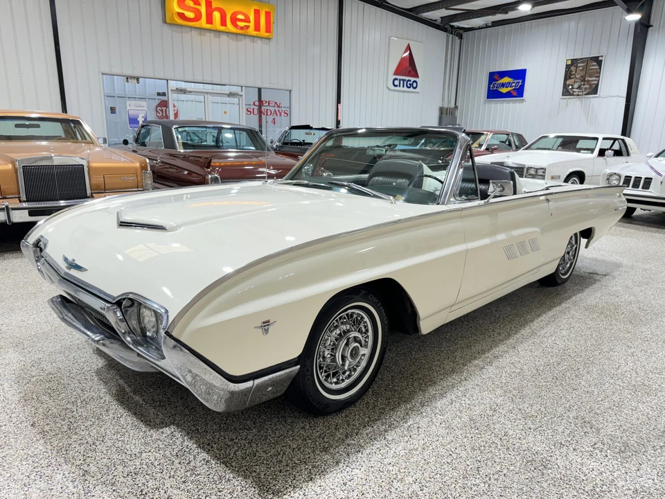 1963 Ford Thunderbird 3rd Gen - Image 8 of 31