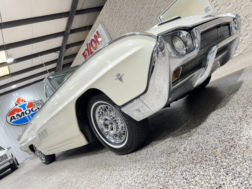 1963 Ford Thunderbird 3rd Gen - Image 5 of 31