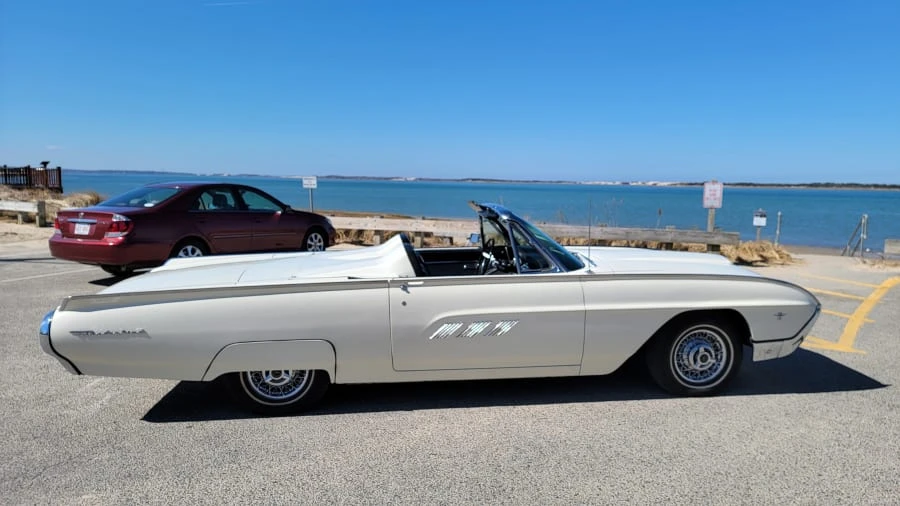 1963 Ford Thunderbird 3rd Gen - Image 2 of 14