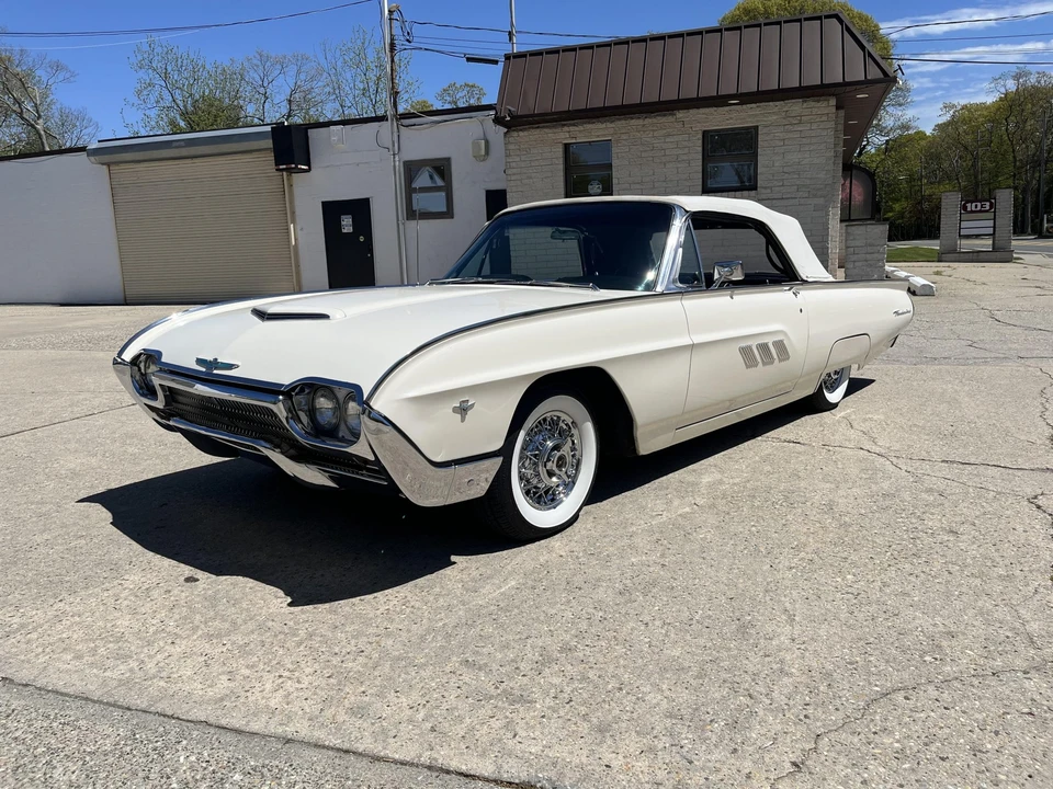 1963 Ford Thunderbird 3rd Gen - Image 3 of 31