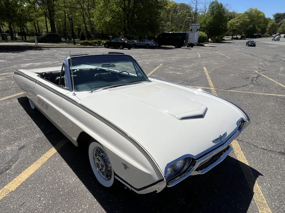 1963 Ford Thunderbird 3rd Gen - Image 30 of 31