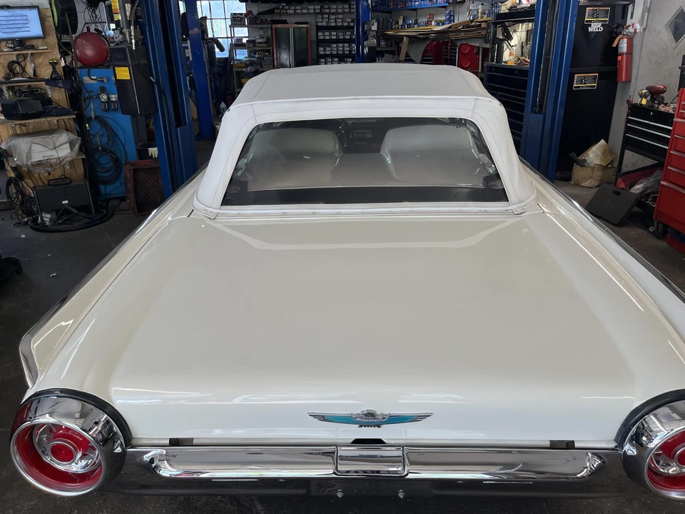 1963 Ford Thunderbird 3rd Gen - Image 9 of 31
