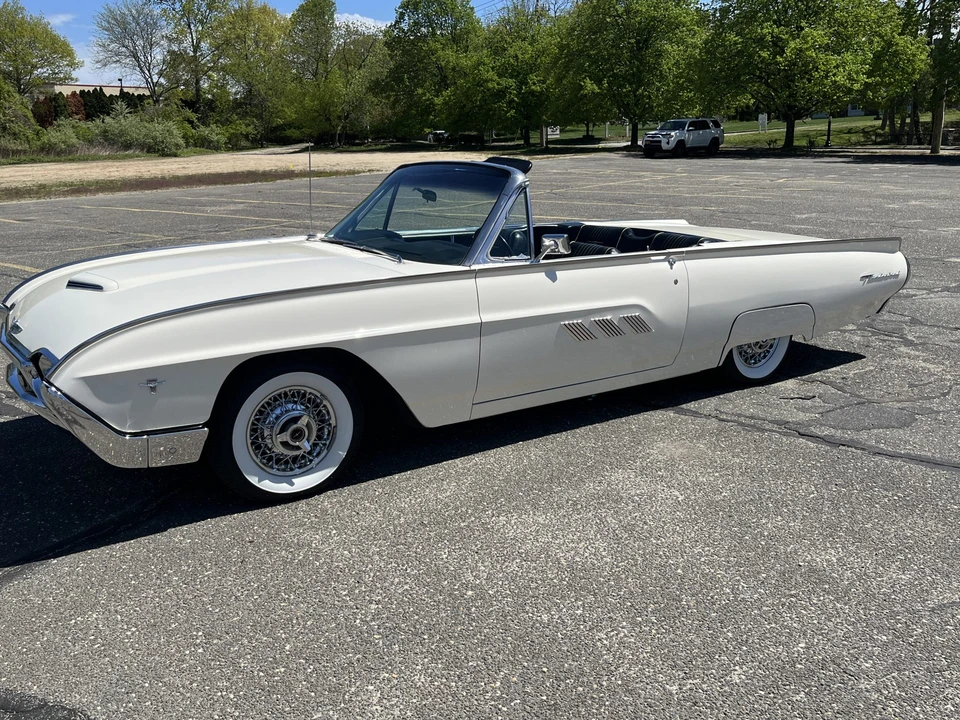 1963 Ford Thunderbird 3rd Gen - Image 17 of 31