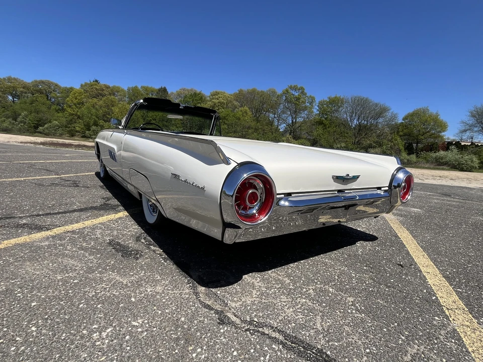 1963 Ford Thunderbird 3rd Gen - Image 21 of 31