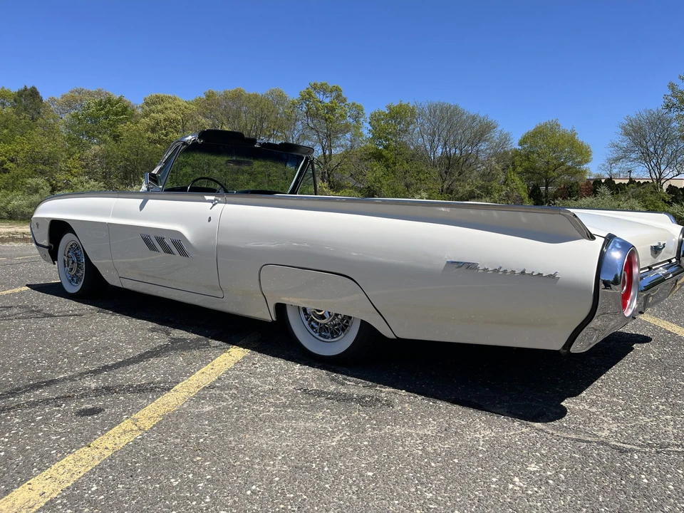 1963 Ford Thunderbird 3rd Gen - Image 19 of 31