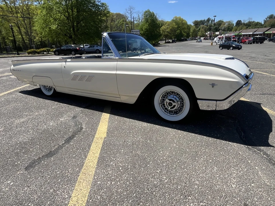 1963 Ford Thunderbird 3rd Gen - Image 29 of 31