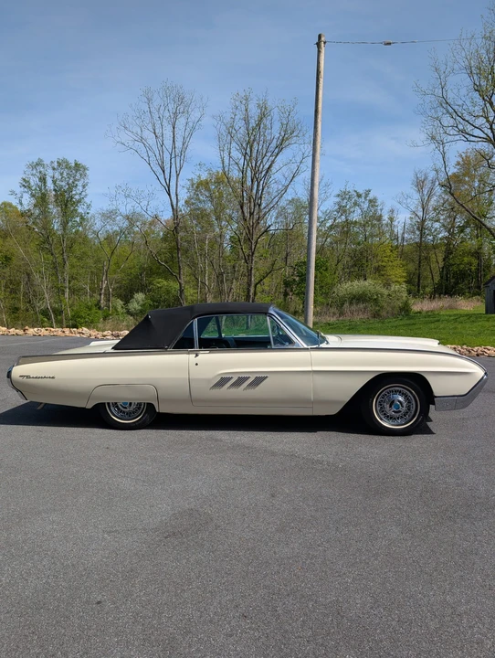 1963 Ford Thunderbird 3rd Gen - Image 9 of 31