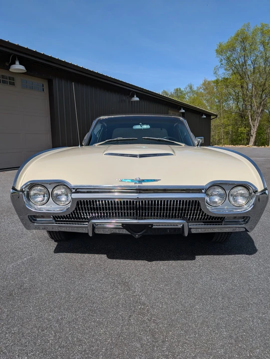 1963 Ford Thunderbird 3rd Gen - Image 2 of 31
