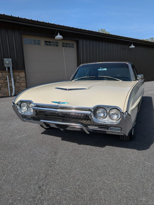 1963 Ford Thunderbird 3rd Gen - Image 3 of 31