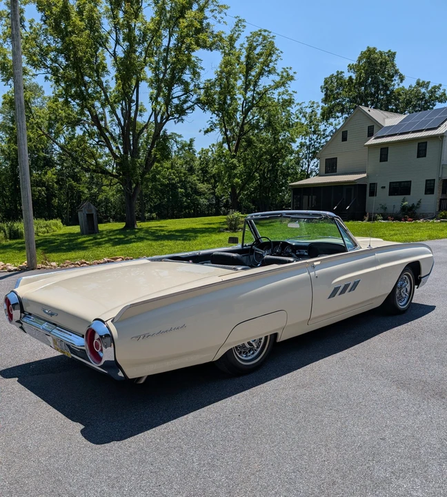 1963 Ford Thunderbird 3rd Gen - Image 16 of 31