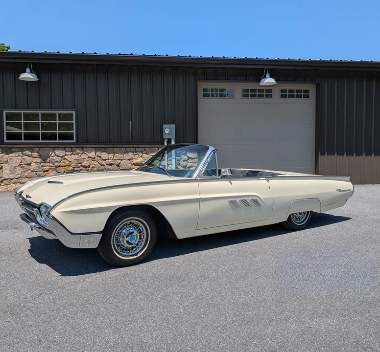 1963 Ford Thunderbird 3rd Gen - Image 12 of 31