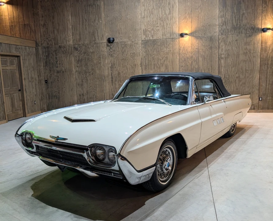 1963 Ford Thunderbird 3rd Gen - Image 21 of 31