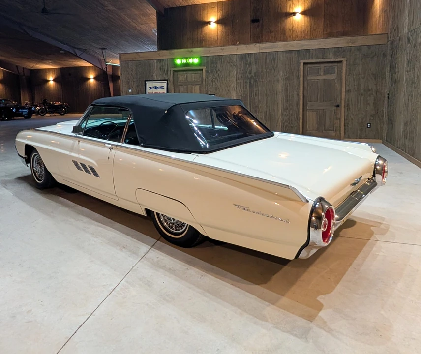 1963 Ford Thunderbird 3rd Gen - Image 23 of 31