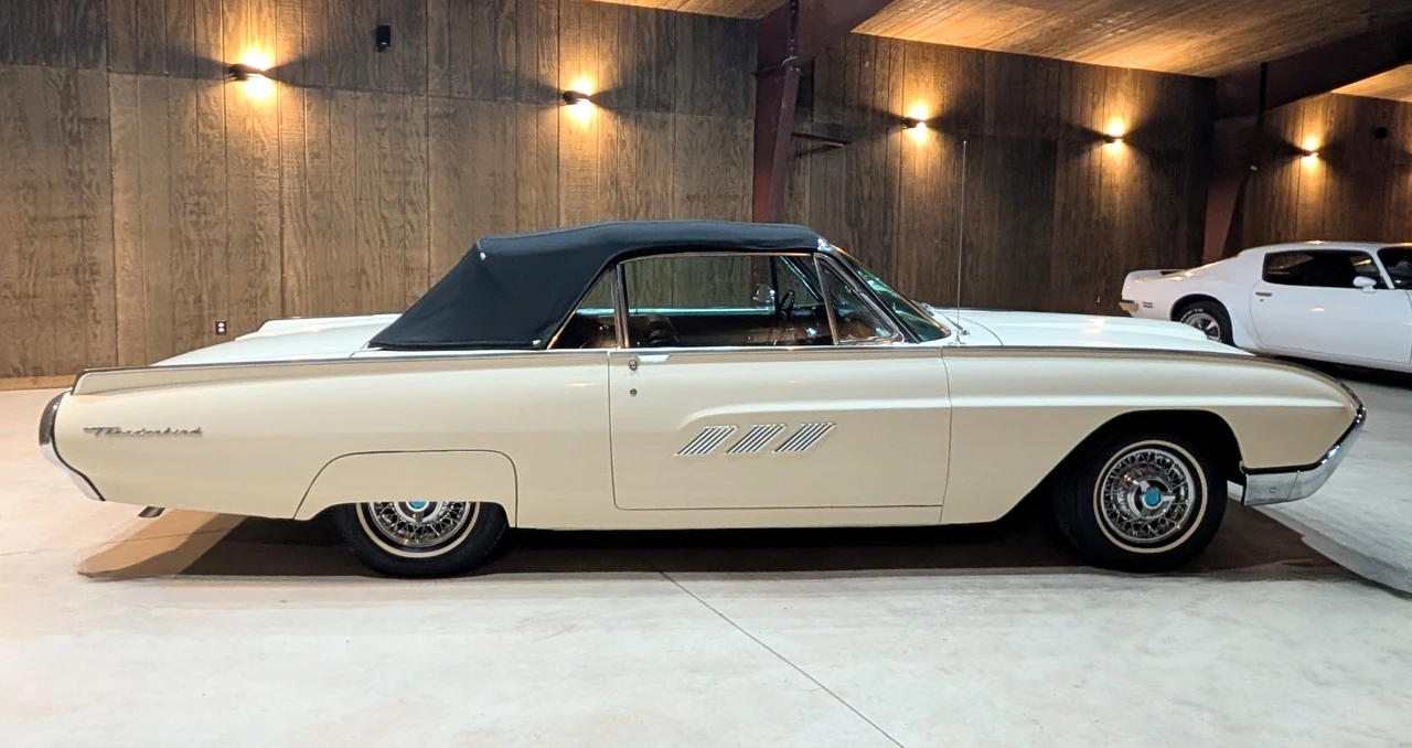 1963 Ford Thunderbird 3rd Gen - Image 26 of 31