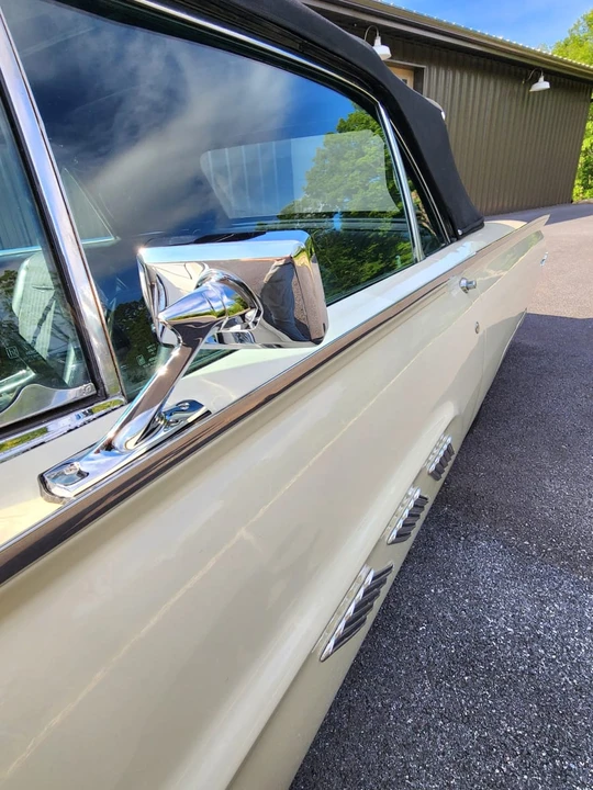 1963 Ford Thunderbird 3rd Gen - Image 14 of 27