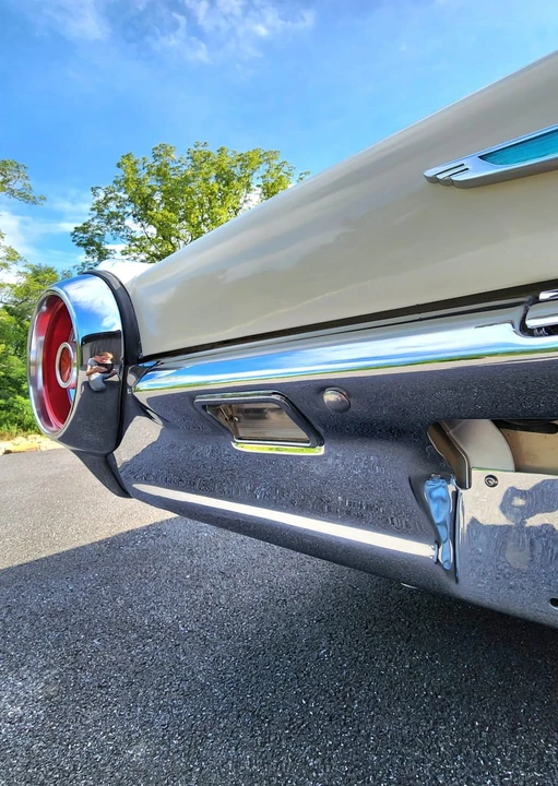 1963 Ford Thunderbird 3rd Gen - Image 13 of 27