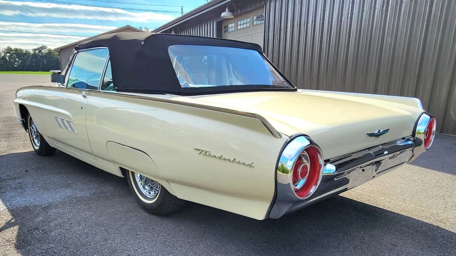 1963 Ford Thunderbird 3rd Gen - Image 6 of 27