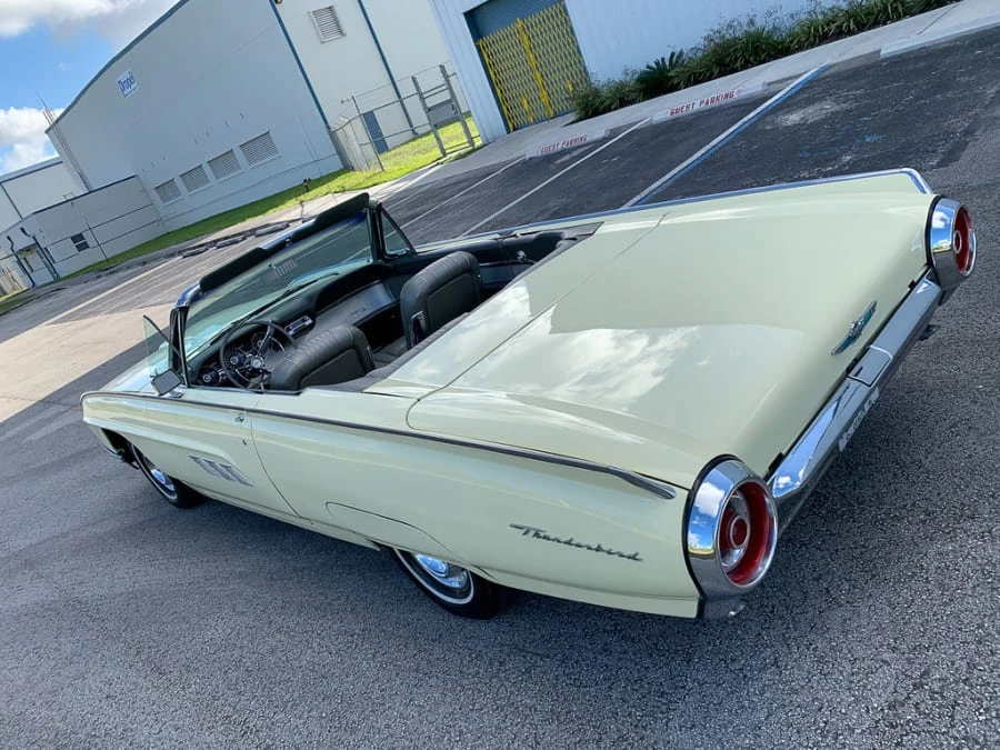 1963 Ford Thunderbird 3rd Gen - Image 3 of 8