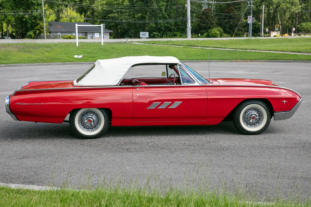 1963 Ford Thunderbird 3rd Gen - Image 21 of 31