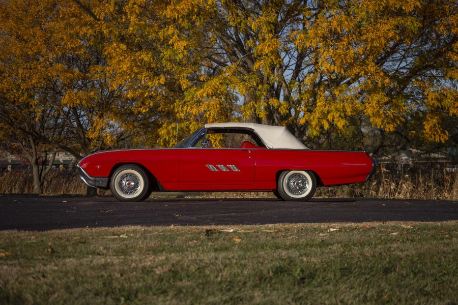 1963 Ford Thunderbird 3rd Gen - Image 27 of 31