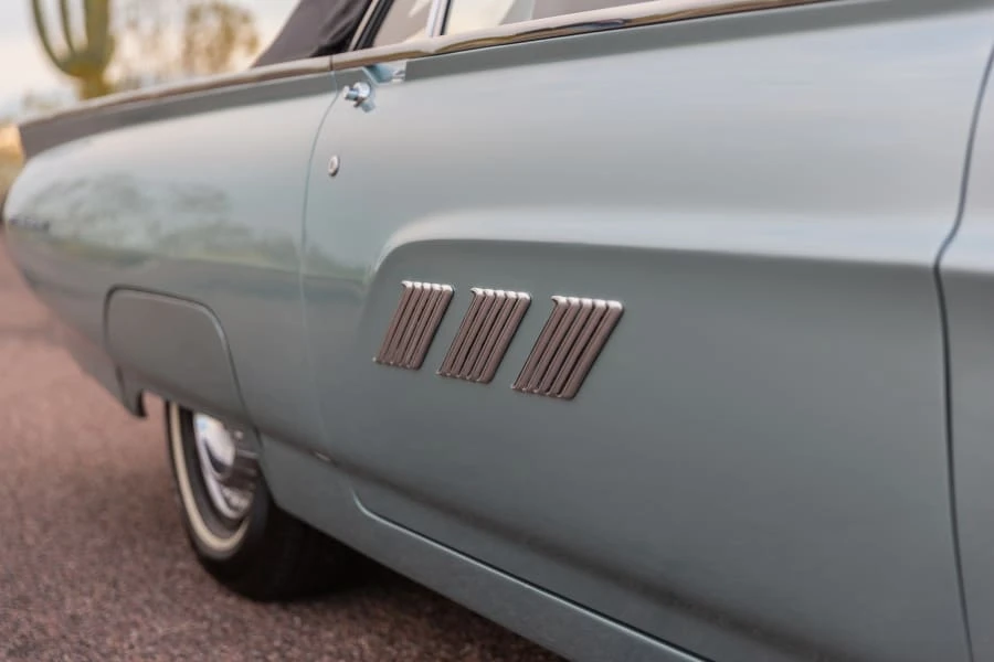 1963 Ford Thunderbird 3rd Gen - Image 10 of 31