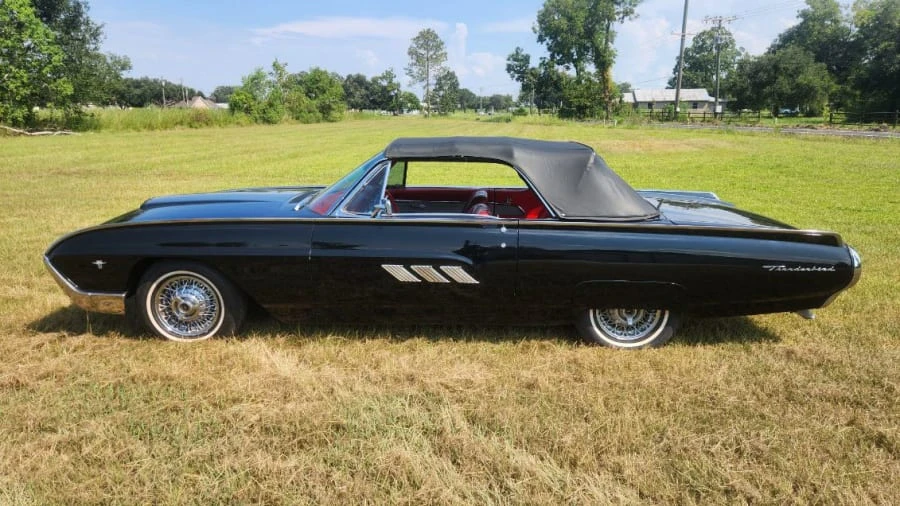1963 Ford Thunderbird 3rd Gen - Image 2 of 14