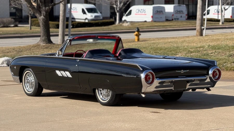 1963 Ford Thunderbird 3rd Gen - Image 3 of 25