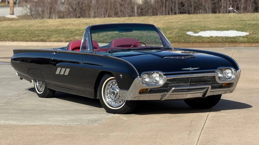 1963 Ford Thunderbird 3rd Gen - Image 12 of 25