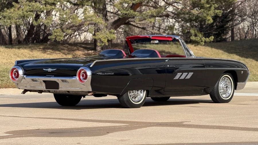 1963 Ford Thunderbird 3rd Gen - Image 17 of 25