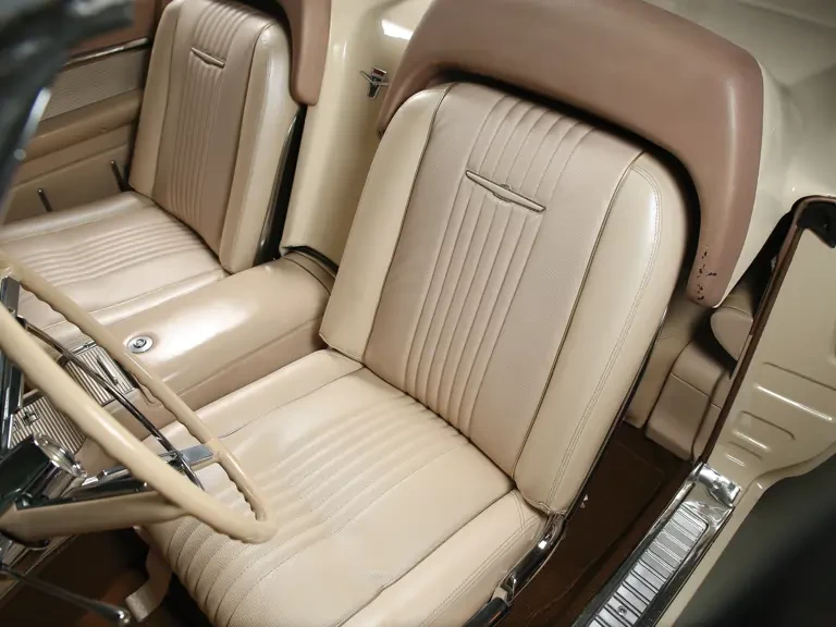 1963 Ford Thunderbird 3rd Gen - Image 16 of 27