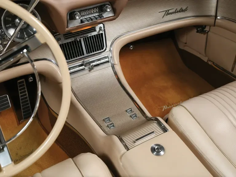 1963 Ford Thunderbird 3rd Gen - Image 15 of 27