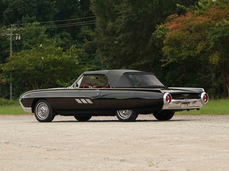 1963 Ford Thunderbird 3rd Gen - Image 10 of 31