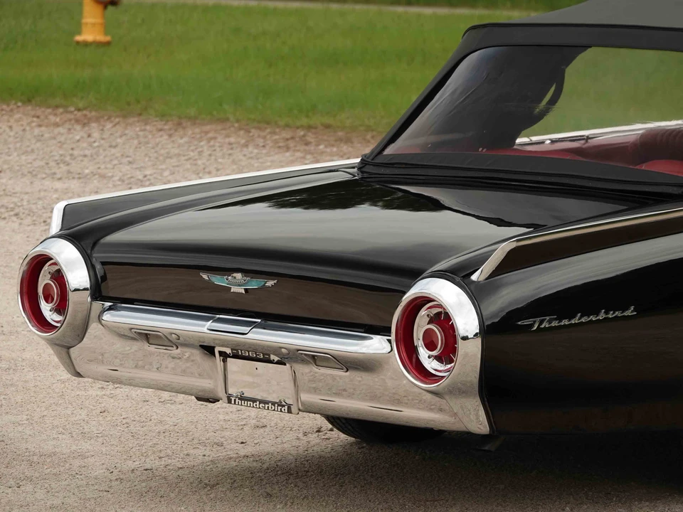 1963 Ford Thunderbird 3rd Gen - Image 17 of 31