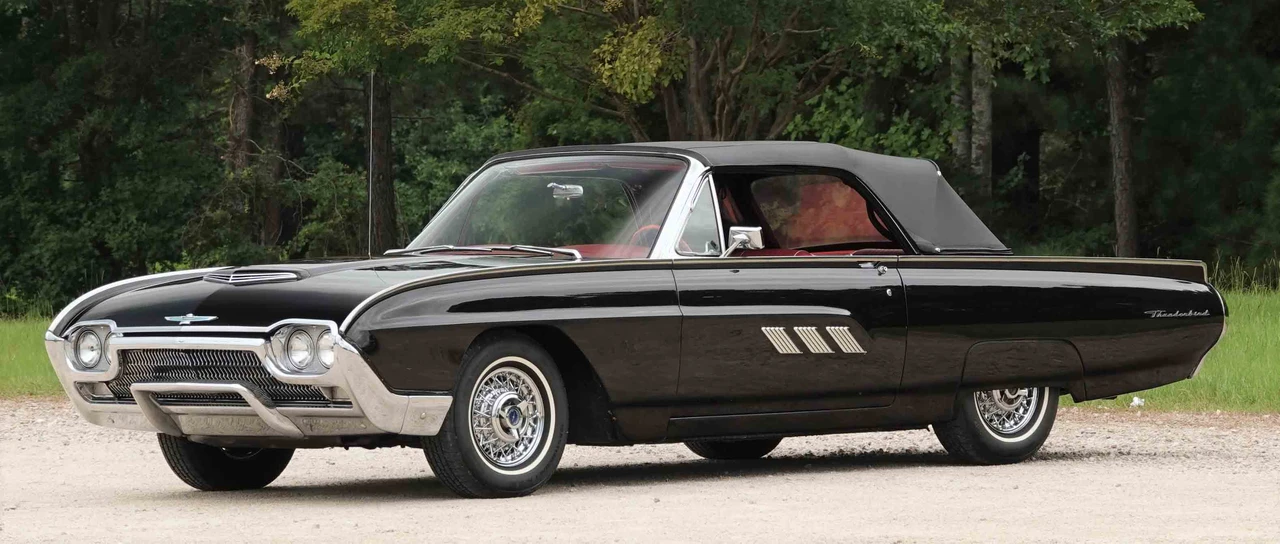 1963 Ford Thunderbird 3rd Gen - Image 13 of 31