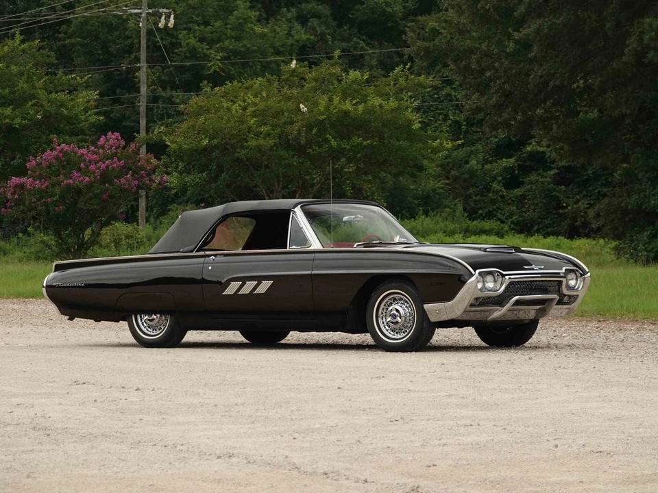 1963 Ford Thunderbird 3rd Gen - Image 2 of 31