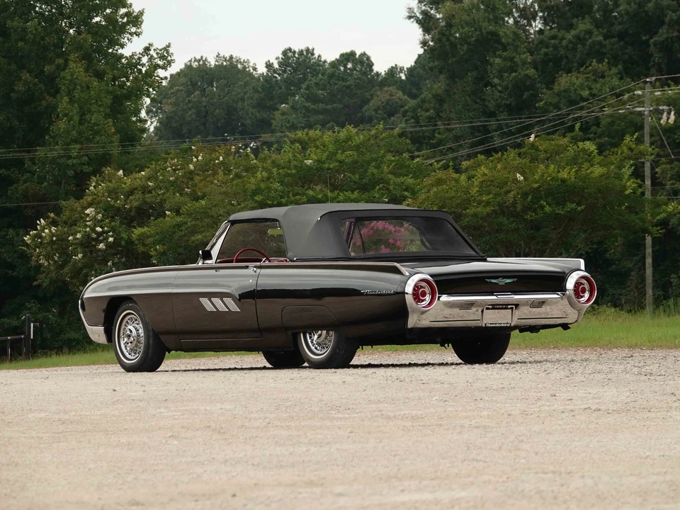 1963 Ford Thunderbird 3rd Gen - Image 9 of 31