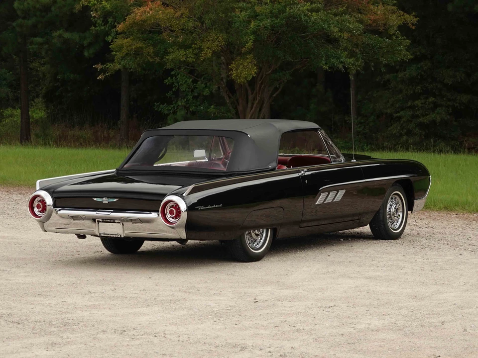 1963 Ford Thunderbird 3rd Gen - Image 7 of 31