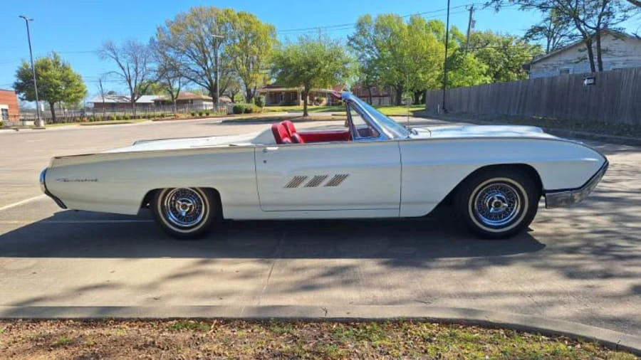 1963 Ford Thunderbird 3rd Gen - Image 2 of 14