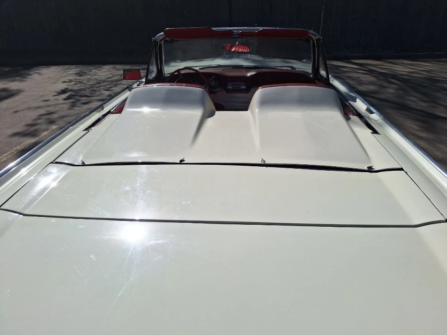 1963 Ford Thunderbird 3rd Gen - Image 9 of 14