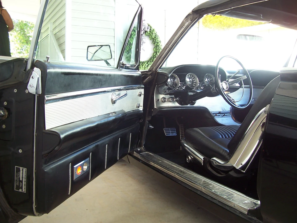 1963 Ford Thunderbird 3rd Gen - Image 21 of 31