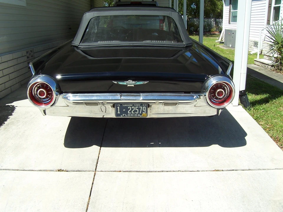 1963 Ford Thunderbird 3rd Gen - Image 9 of 31