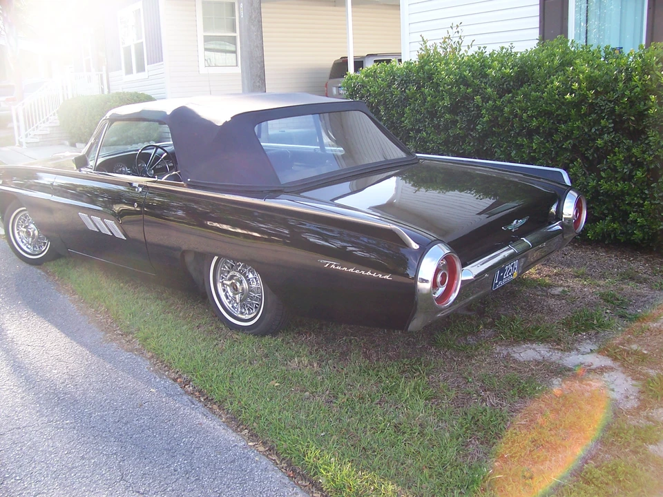 1963 Ford Thunderbird 3rd Gen - Image 5 of 31