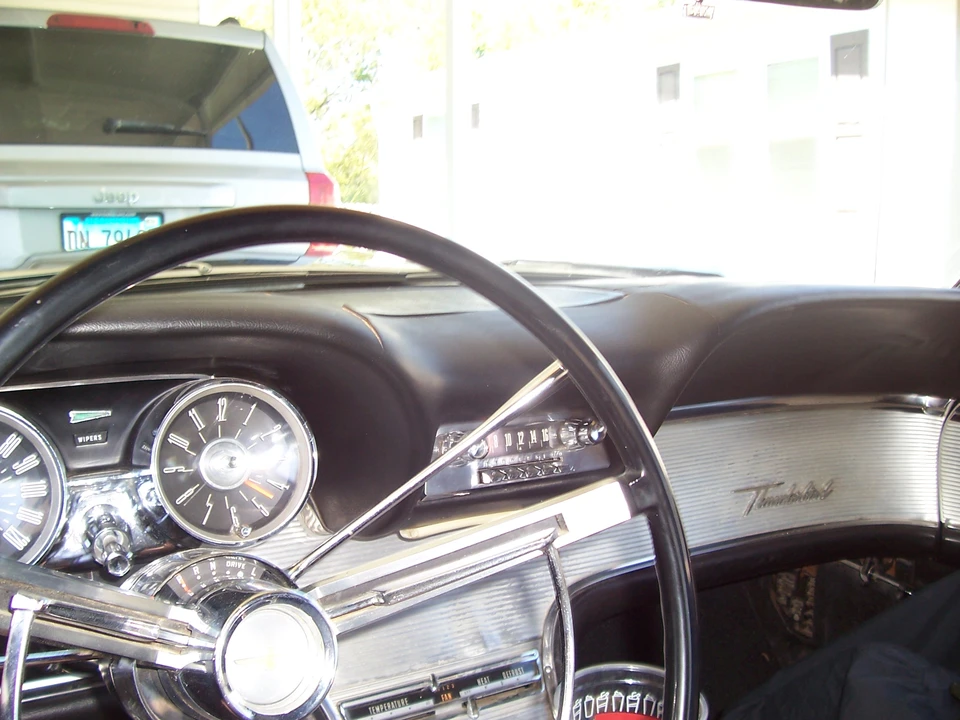 1963 Ford Thunderbird 3rd Gen - Image 25 of 31