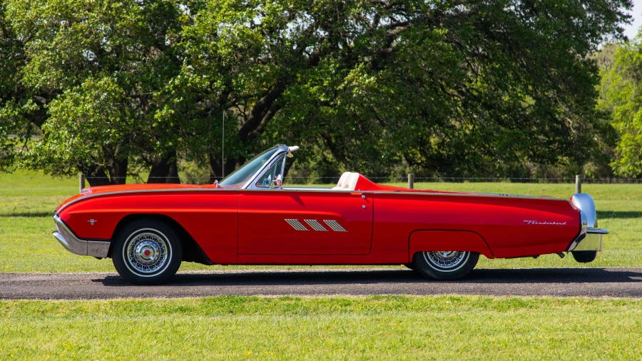 1963 Ford Thunderbird 3rd Gen - Image 2 of 14