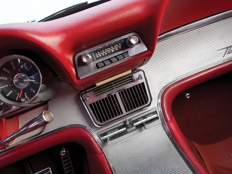 1963 Ford Thunderbird 3rd Gen - Image 17 of 24