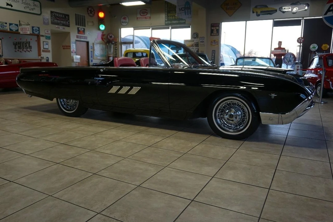 1963 Ford Thunderbird 3rd Gen - Image 9 of 21