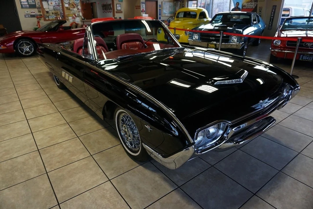 1963 Ford Thunderbird 3rd Gen - Image 10 of 21