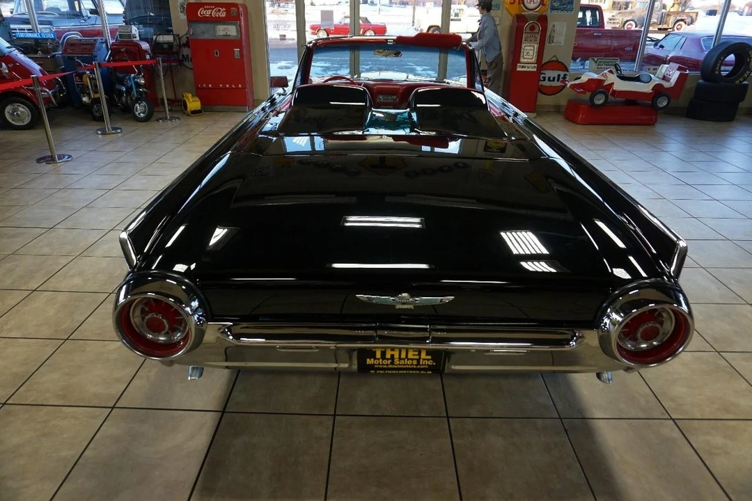 1963 Ford Thunderbird 3rd Gen - Image 6 of 21