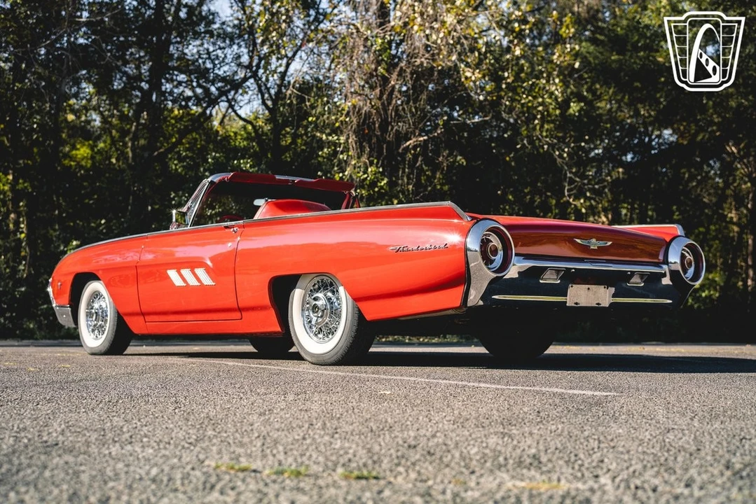 1963 Ford Thunderbird 3rd Gen - Image 12 of 21