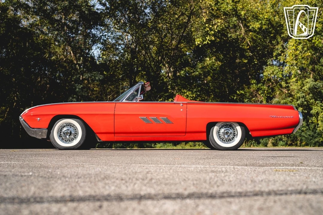 1963 Ford Thunderbird 3rd Gen - Image 9 of 21